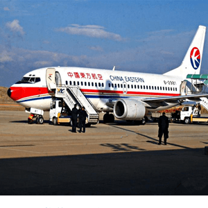 丽江三义机场邮寄航空快运业稳步发展的原因是什么？